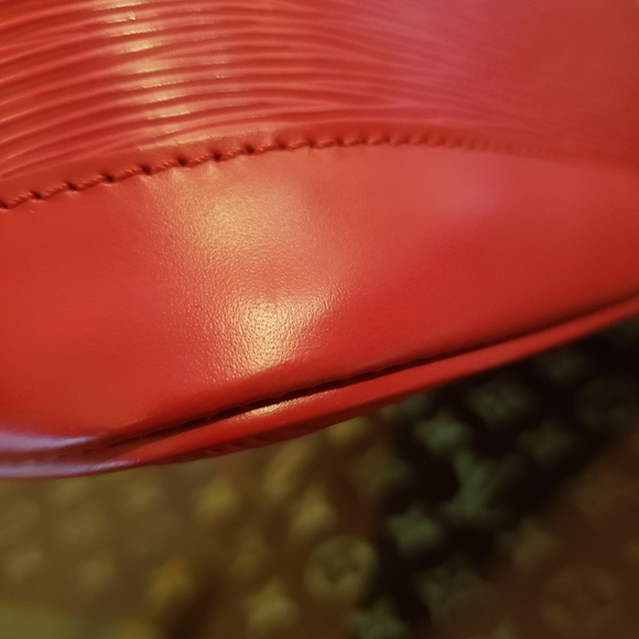 Louis Vuitton Alma PM - Picture 10 of 13